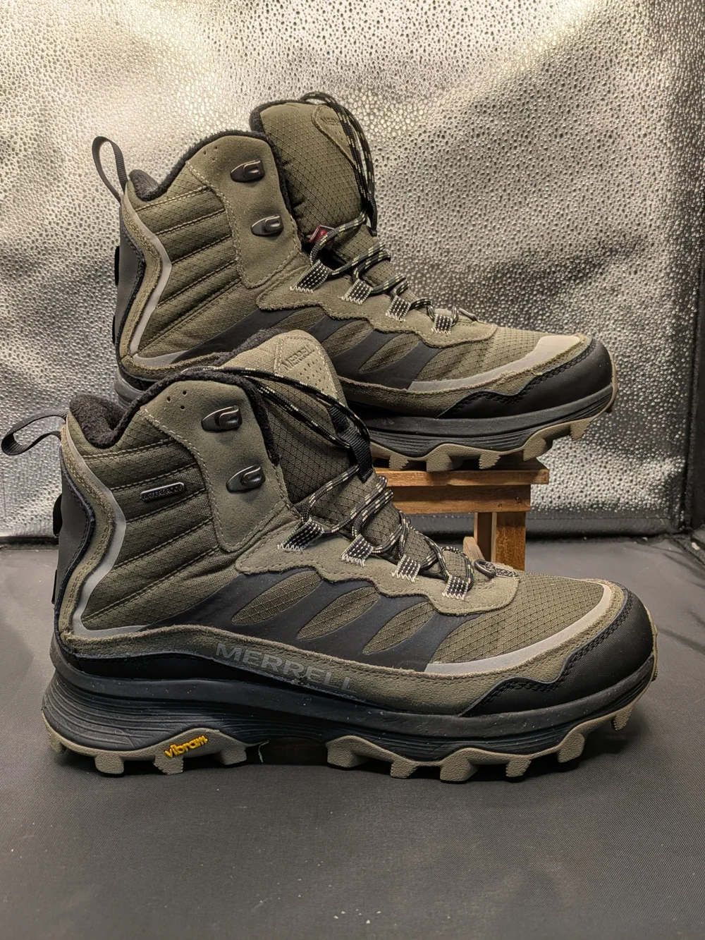 Merrell Men's Olive Trail Waterproof Hiking Boots Sz 11